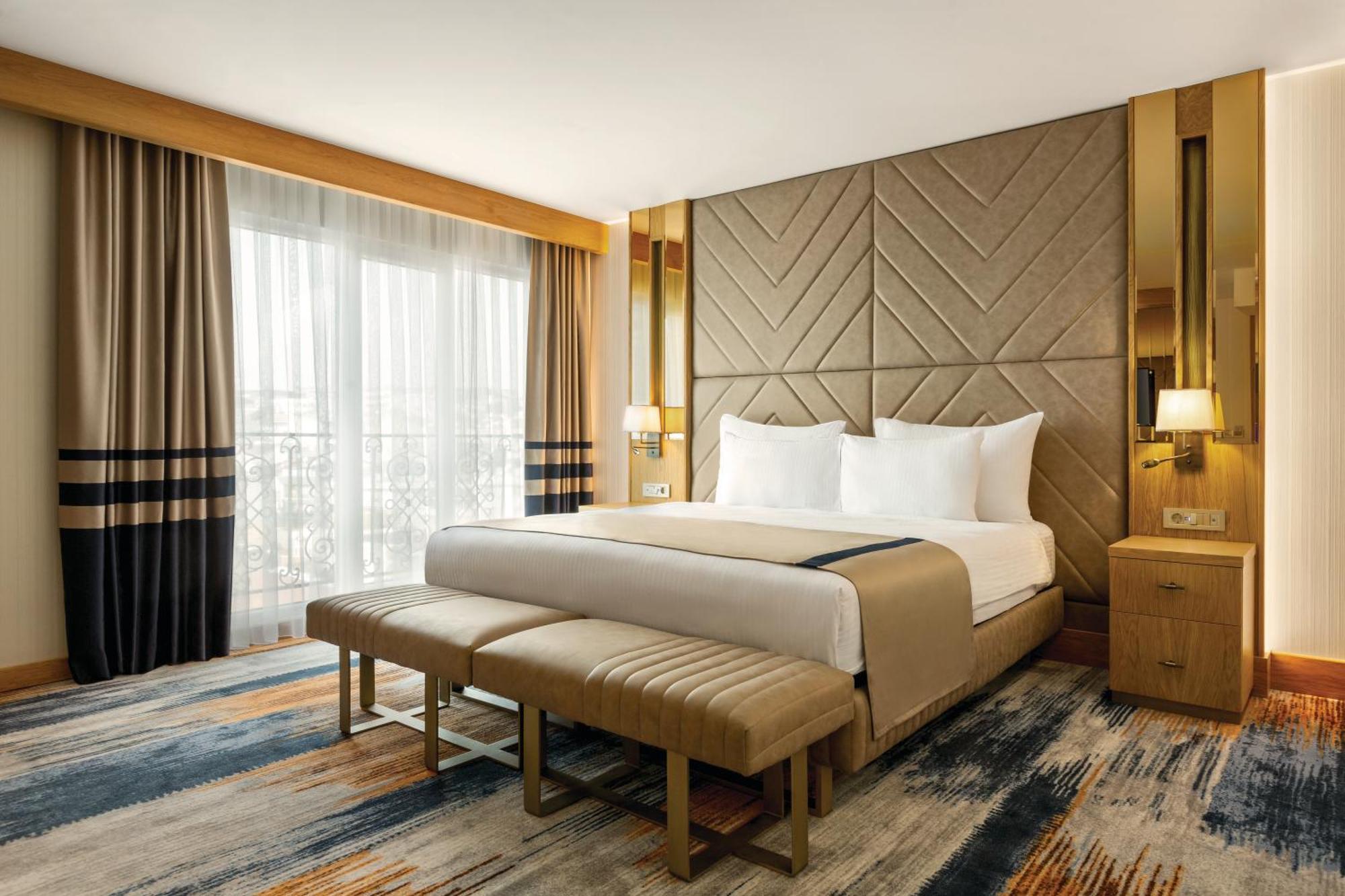 Days Inn By Wyndham Istanbul Bomonti Eksteriør bilde