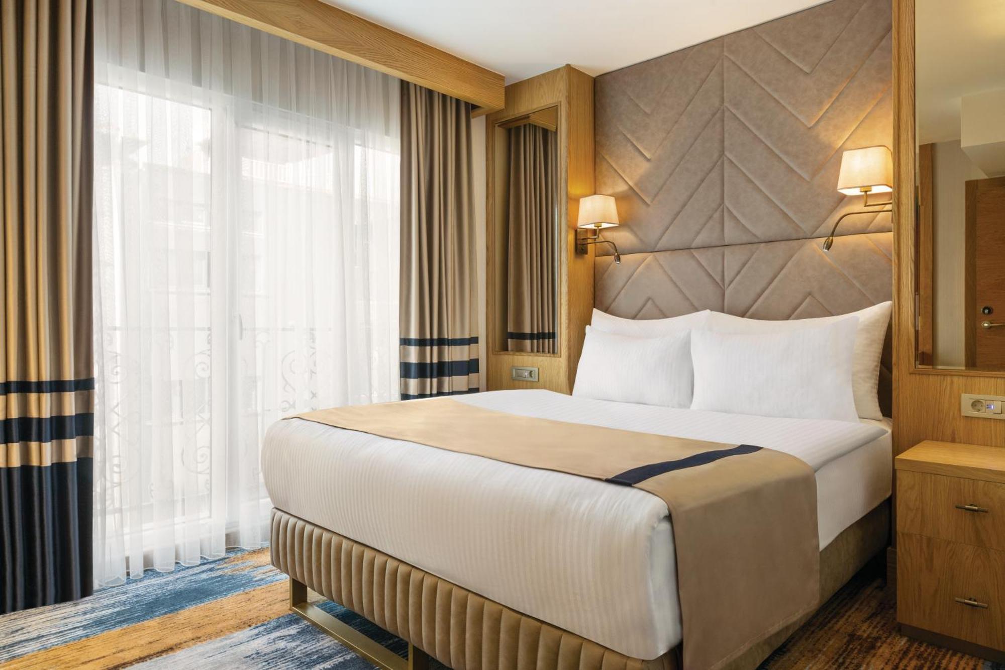 Days Inn By Wyndham Istanbul Bomonti Eksteriør bilde