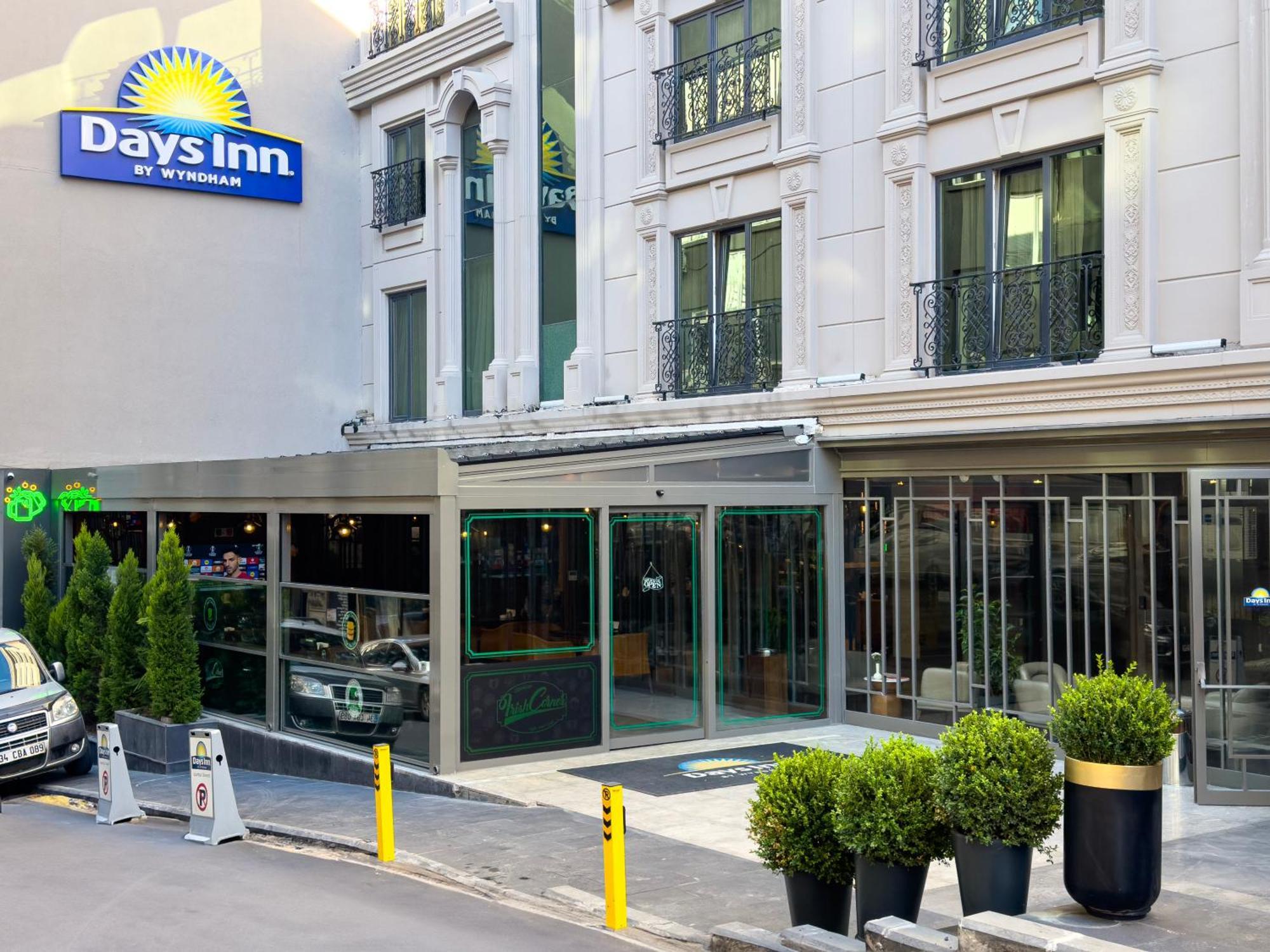 Days Inn By Wyndham Istanbul Bomonti Eksteriør bilde